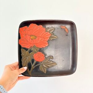 Vintage Kamakura Bori Japanese Lacquer Tray Carved Peony Butterfly Square 9.5in